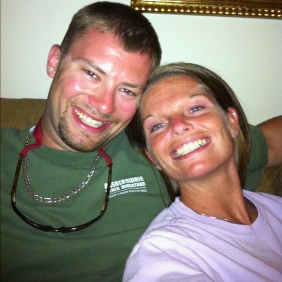 Meet your Posher, Tracey - Picture 1 of 1